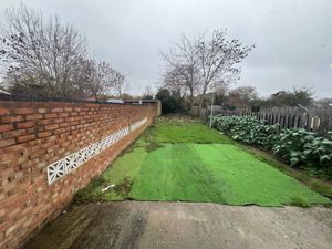 Photo 7- click for photo gallery